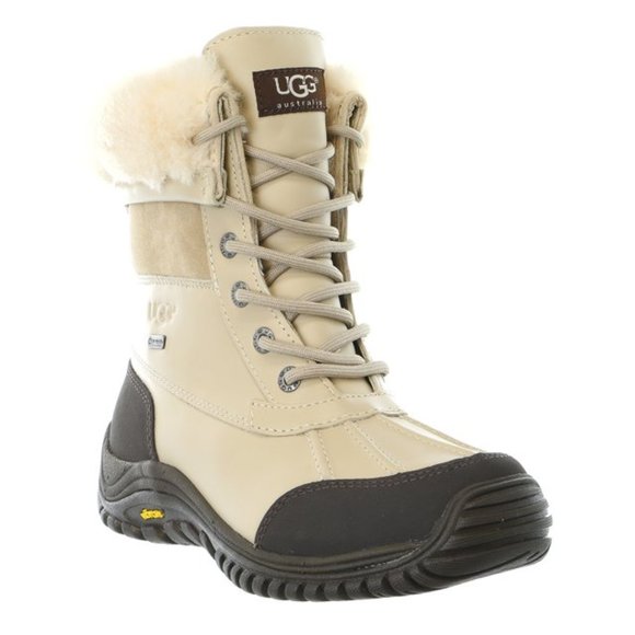 UGG W Adirondack Boot II san